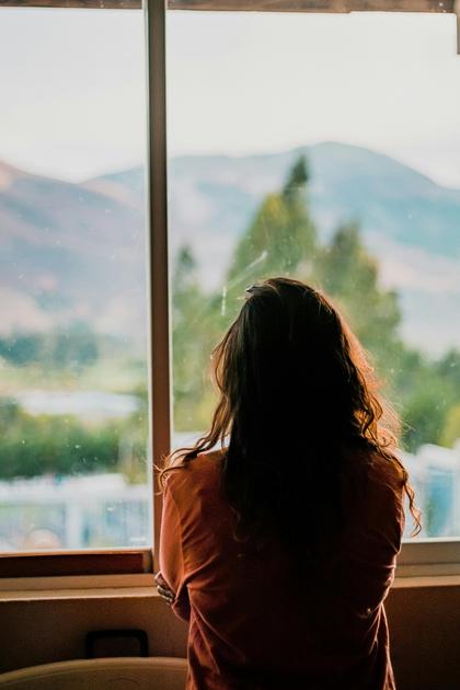 deep sleep tips, stressed women, natural strategies